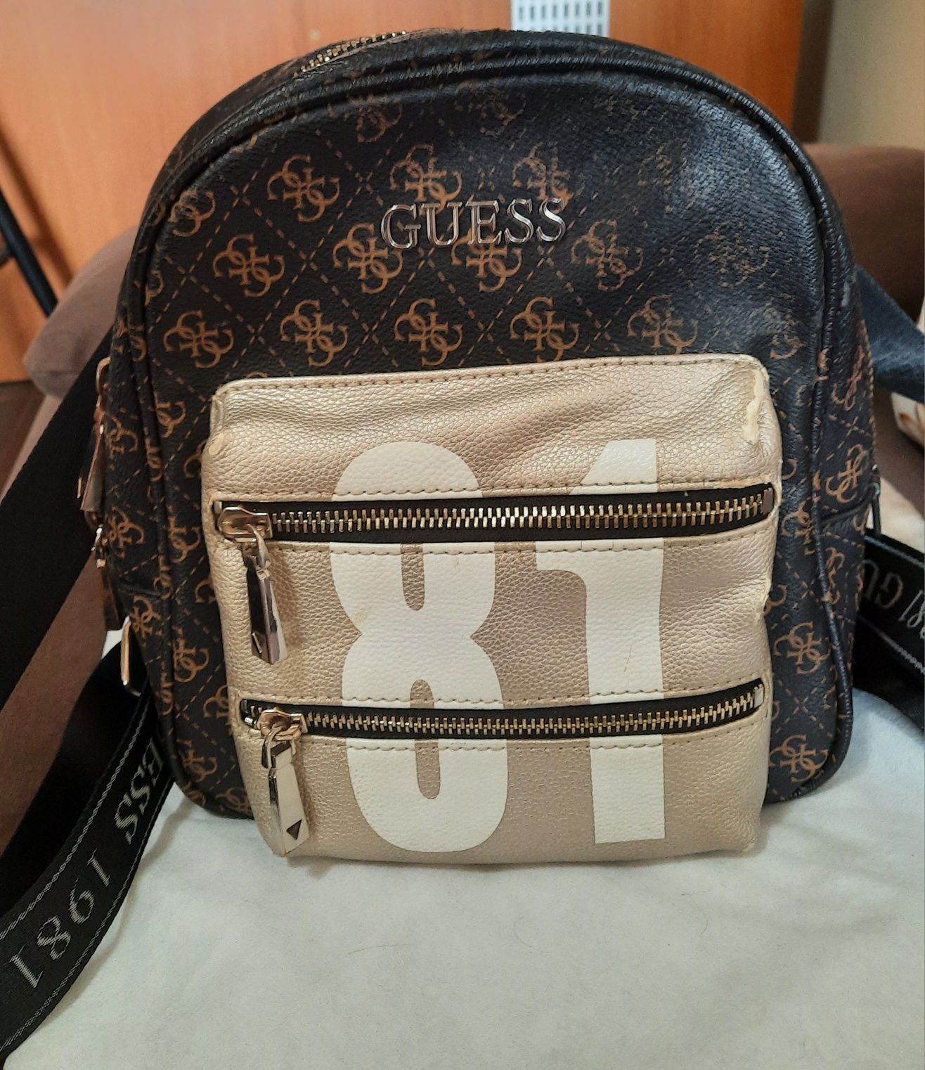 Оригинална раница Guess
