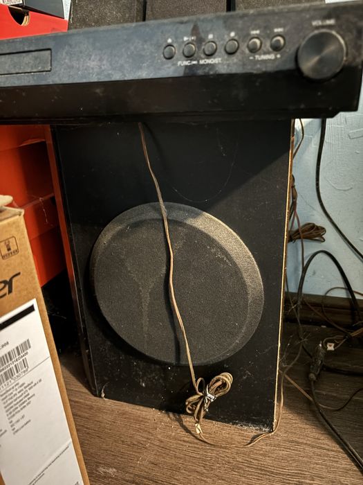 Statie/Sistem audio LG - 5 boxe + bass