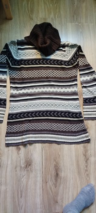 Продам женский свитер