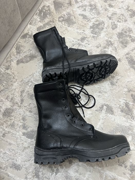 Продам берцы новые