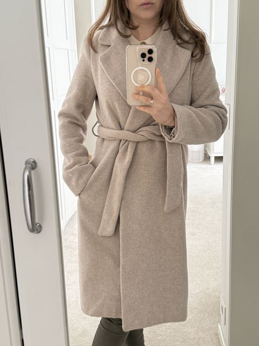 Топло бежово зимно палто с колан H&M