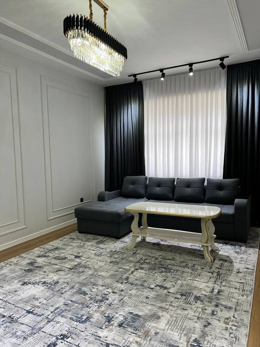 Сдаётся 2-комнатная квартира в отличном районе!