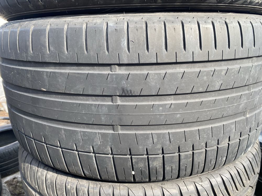Пара летние шины 295/40/20 295/40R20 Falken.