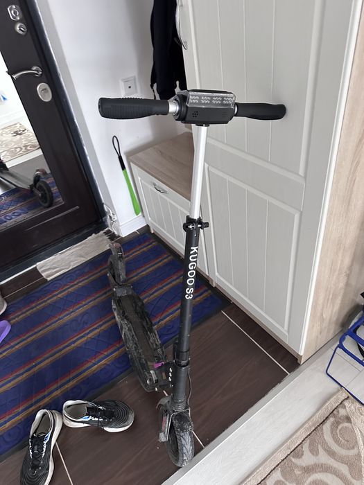 Kugoo s3,пишиье на ватсапп или звоните,в олх не отвечаю