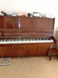 Продается пианино прелюдия фабрика Енисей артикул 38. Цена договорная.