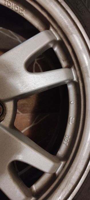 Алуминиеви джанти 15 със зимни гуми  за Toyota Prius,Celica 195/65 R15