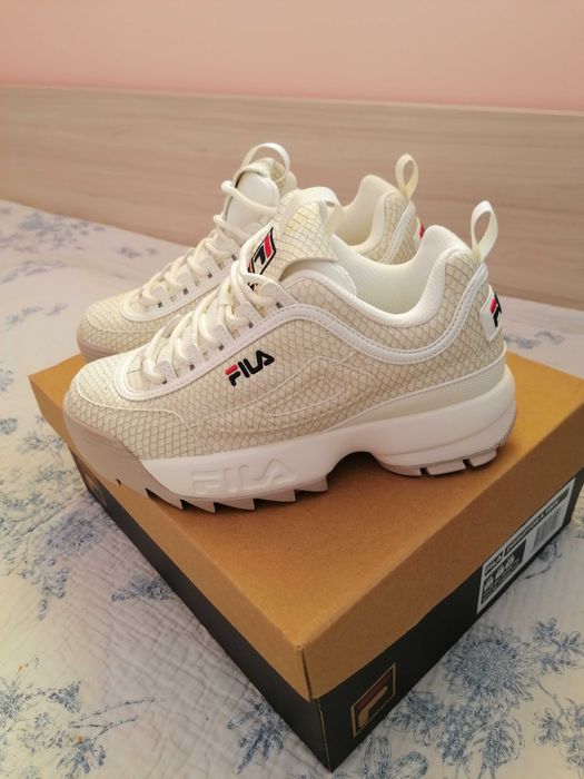 Маратонки FILA 38 номер