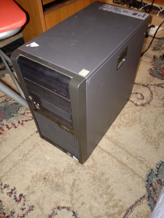 Fujitsu Calculator, Unitate PC i3, 4GB RAM, SSD