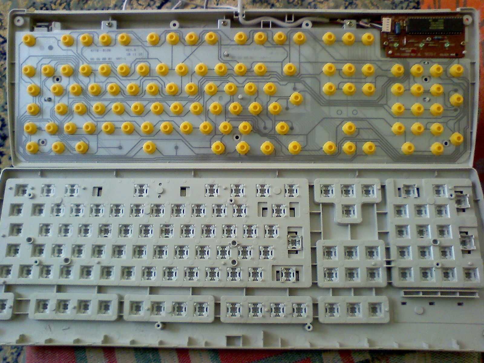 Tastatura veche PS/2 Logitech Compaq