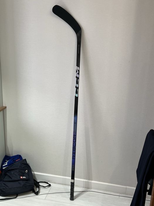 клюшка от Никиты Сетдикова(Лада) есть доказательсто что клюшка от него