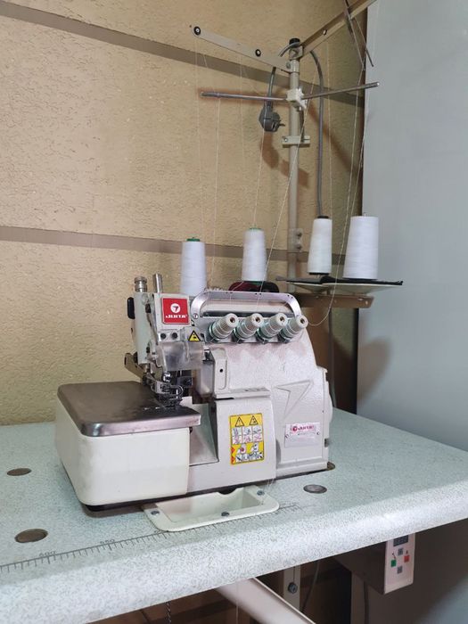 Overlok tikuv mashinka