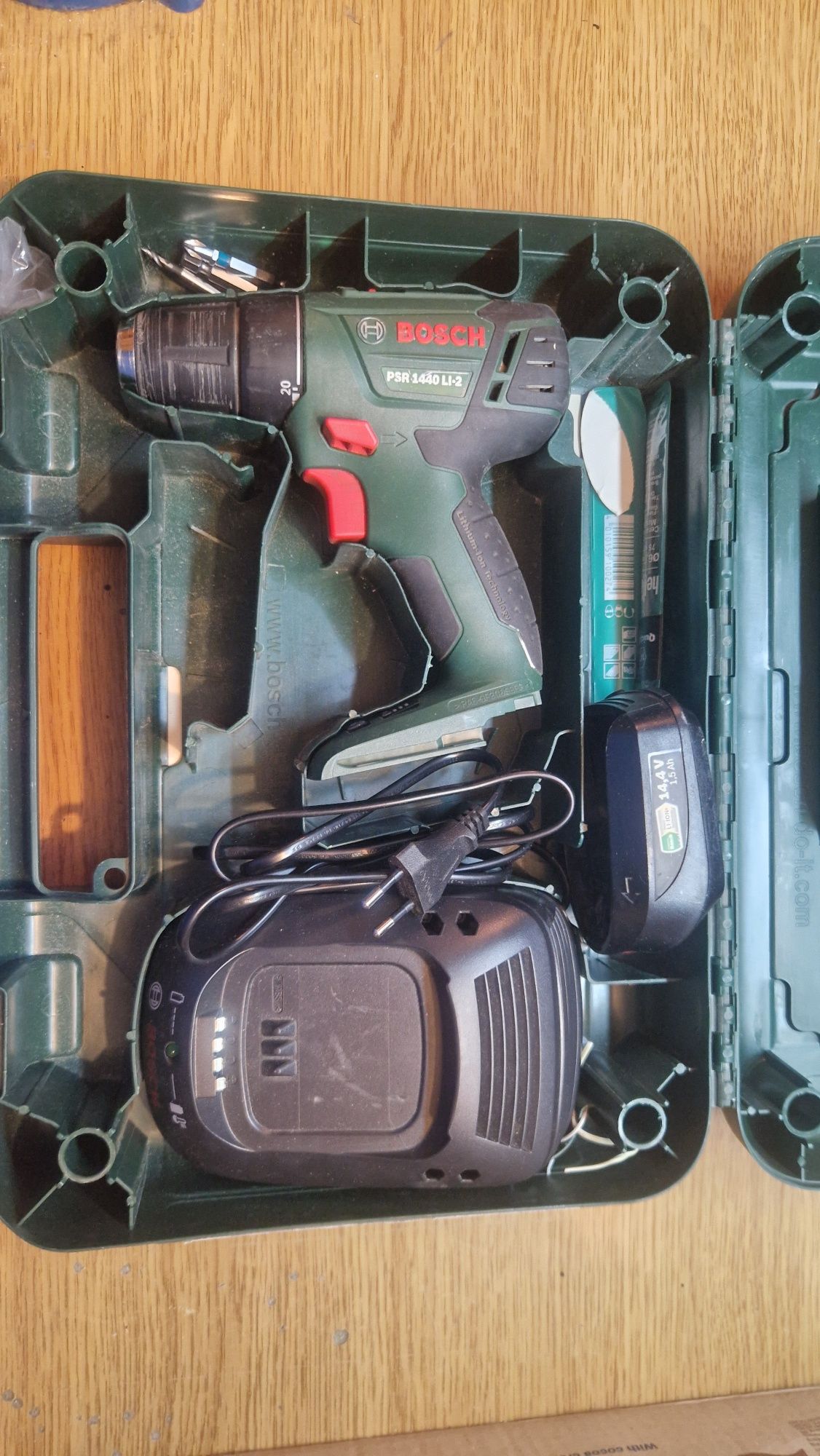 Bosch акумулаторен винтоверт