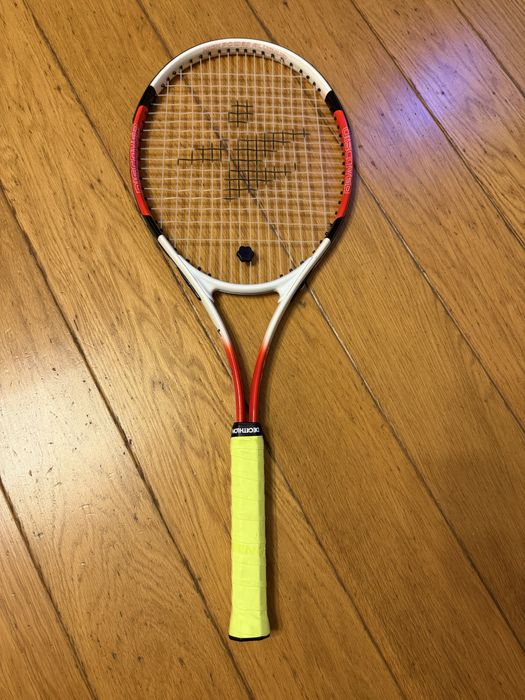 Vand 2 buc rachete tenis cu huse