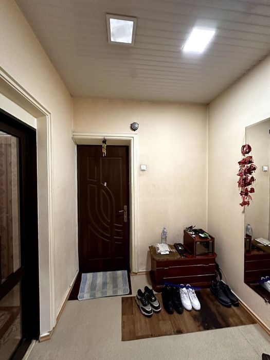 Срочно продам квартиру 4 комнатную