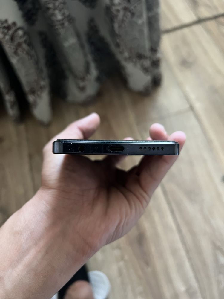 Tecno camon 20 pro 8/256 gb xotira