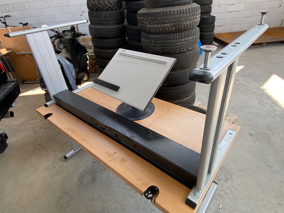 Banc masa de lucru cu inaltime reglabila