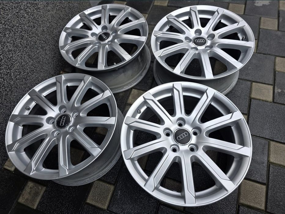 Vând jante Audi R17 5x112