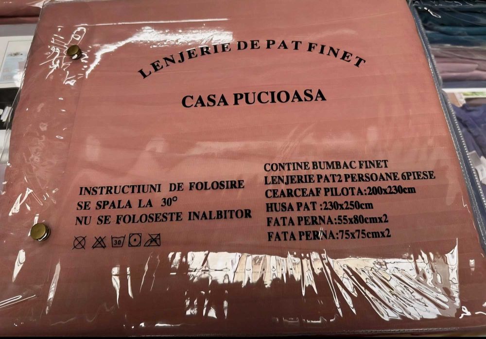 Lenjerii Damasc 6 piese cu cearceaf pe elastic mai multe culori
