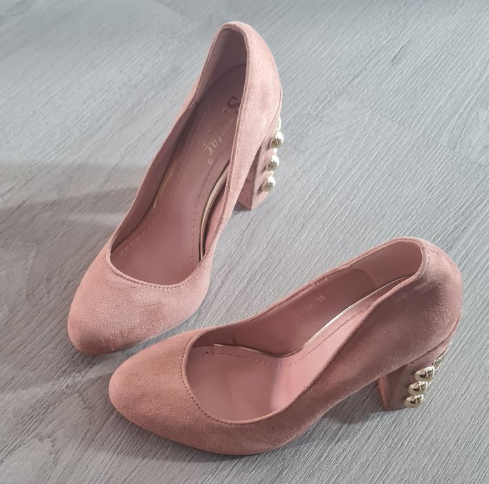 Pantofi toc gros nude 36