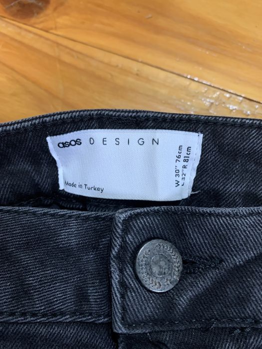 Vând blugi gri rupți ASOS mărimea W30L32