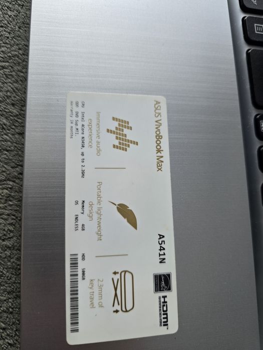 laptop asus vivoBook max