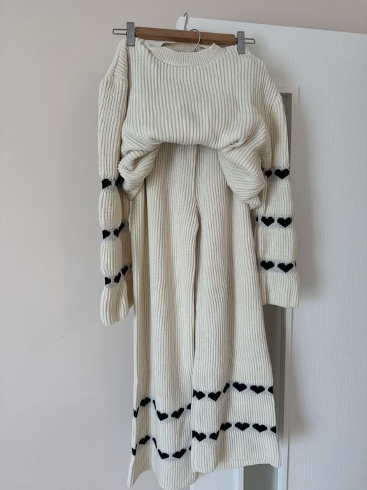 Плетен комплект в бяло