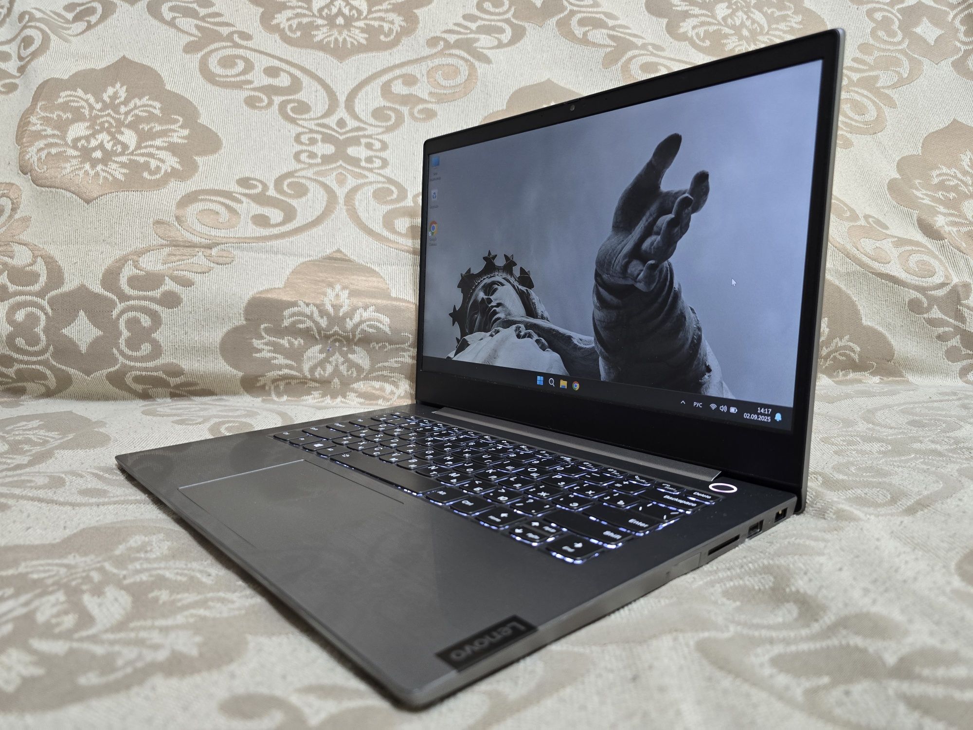 Lenovo ThinkBook 14 - ультрабук в идеальном состоянии