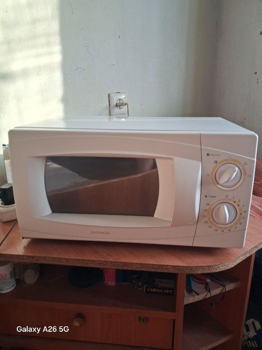 Продам микровалновую печь
