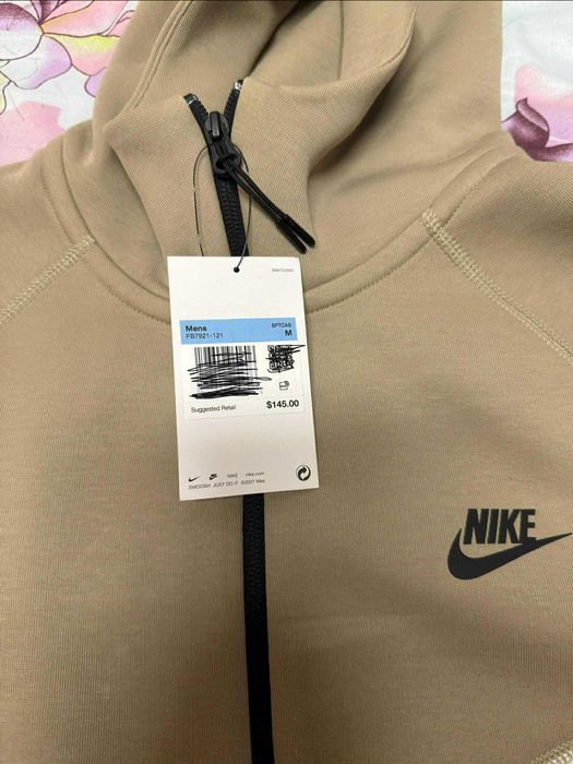 Nike Tech Fleece Windrunner - Summit White/Khaki