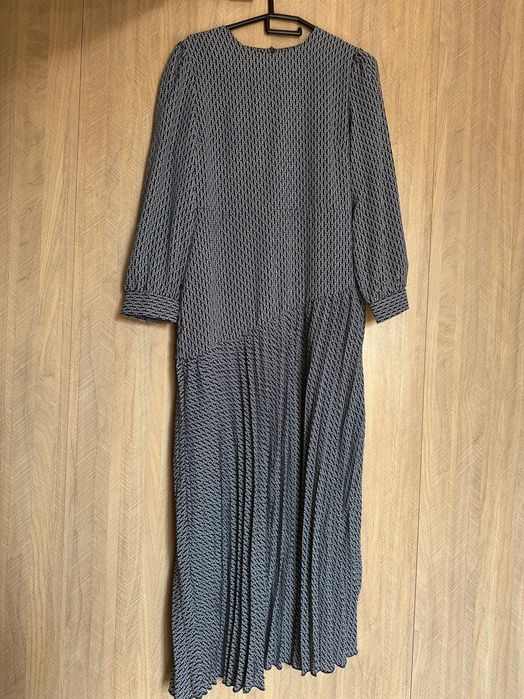 Продам женскую одежду