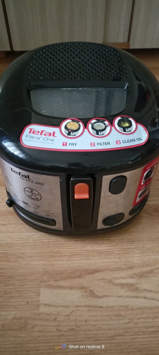 Vind friteoza tefal