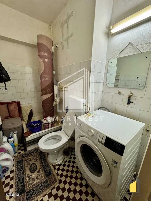 Proprietar oferă spre vânzare   4 camere din BCA  Micro 16