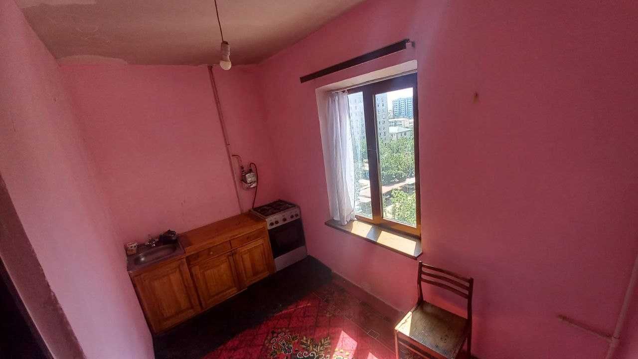 Sogdiana Nodirabegimda 9 etajli domda 1 xonalik kvartira