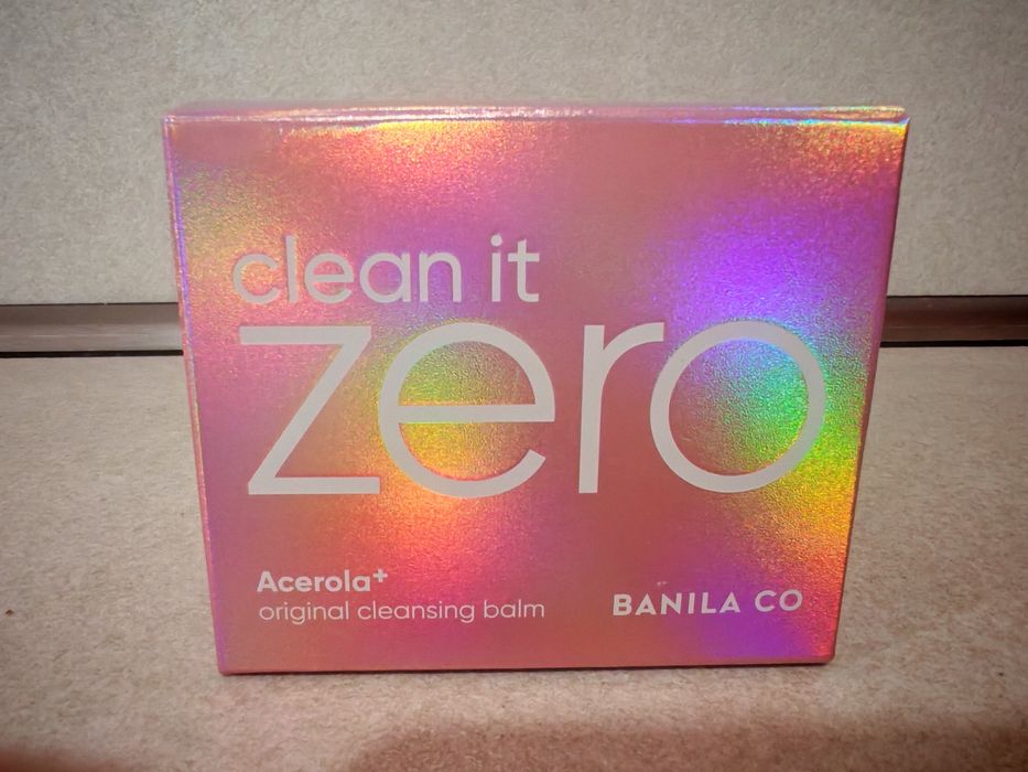 Масло за премахване на грим Cleanit Zero на Banila Co