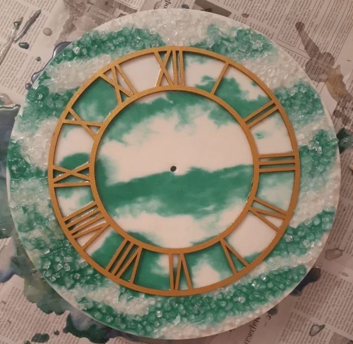 дайын сағат сатылады