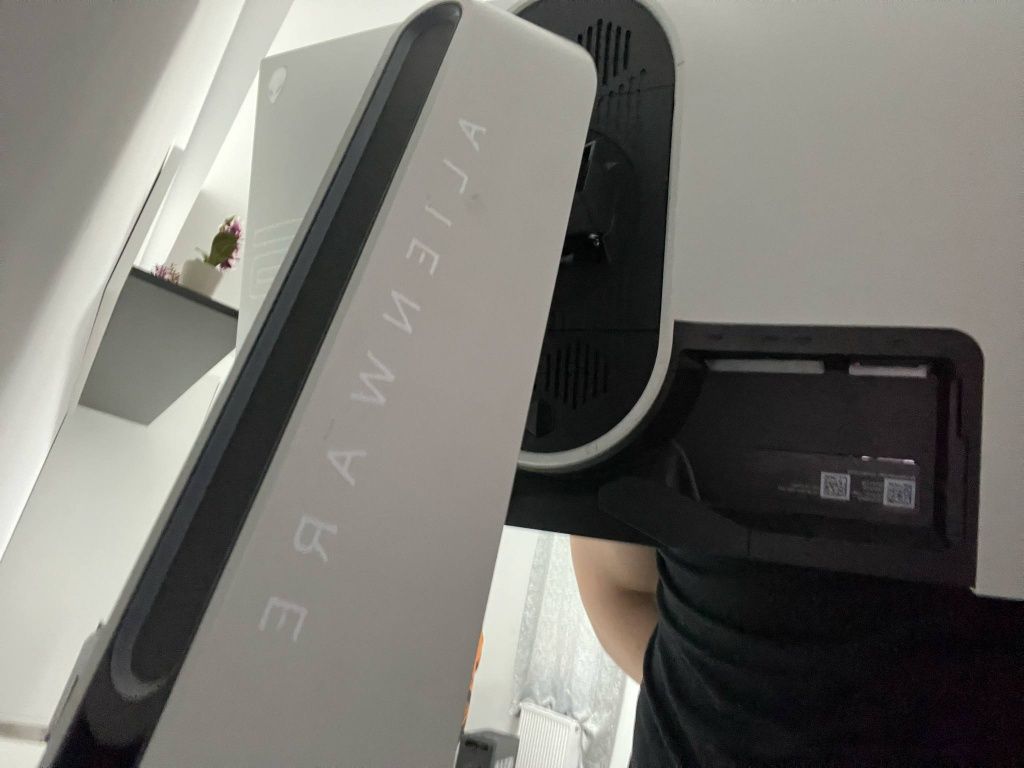 alienware 2521 hf 240 hz