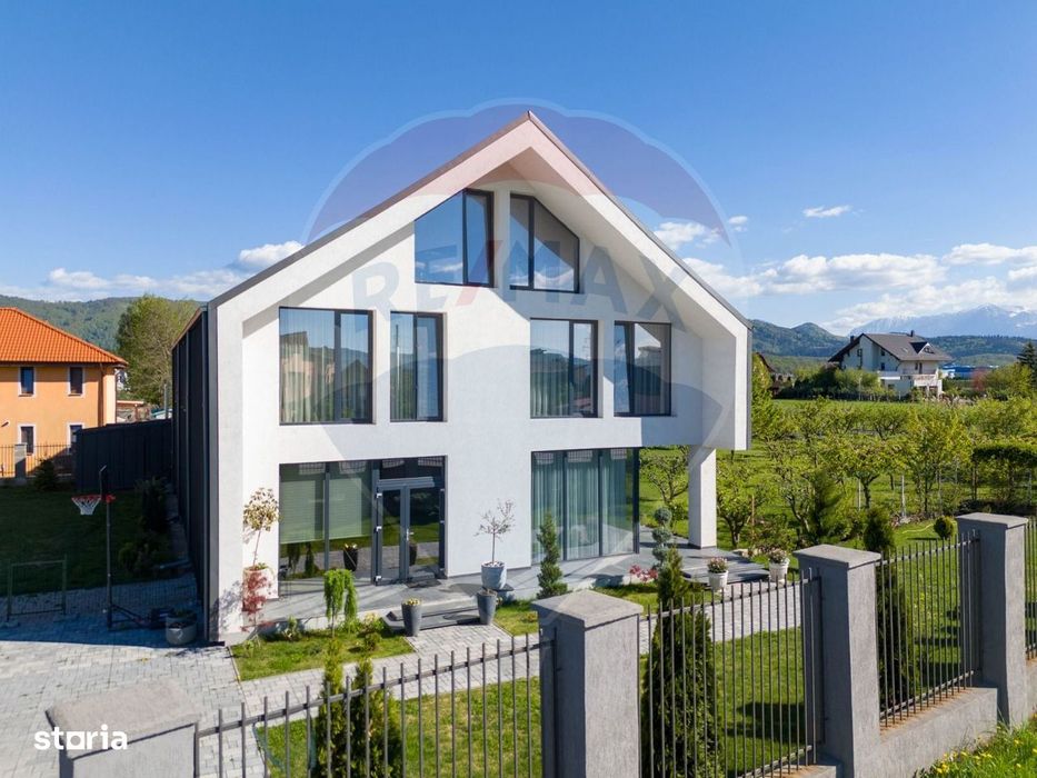 Cladire comerciala ultramoderna destinații multiple