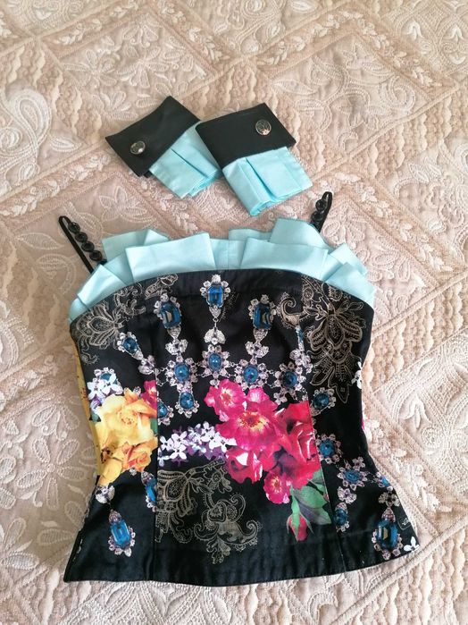 Ефектни пола и бюстие