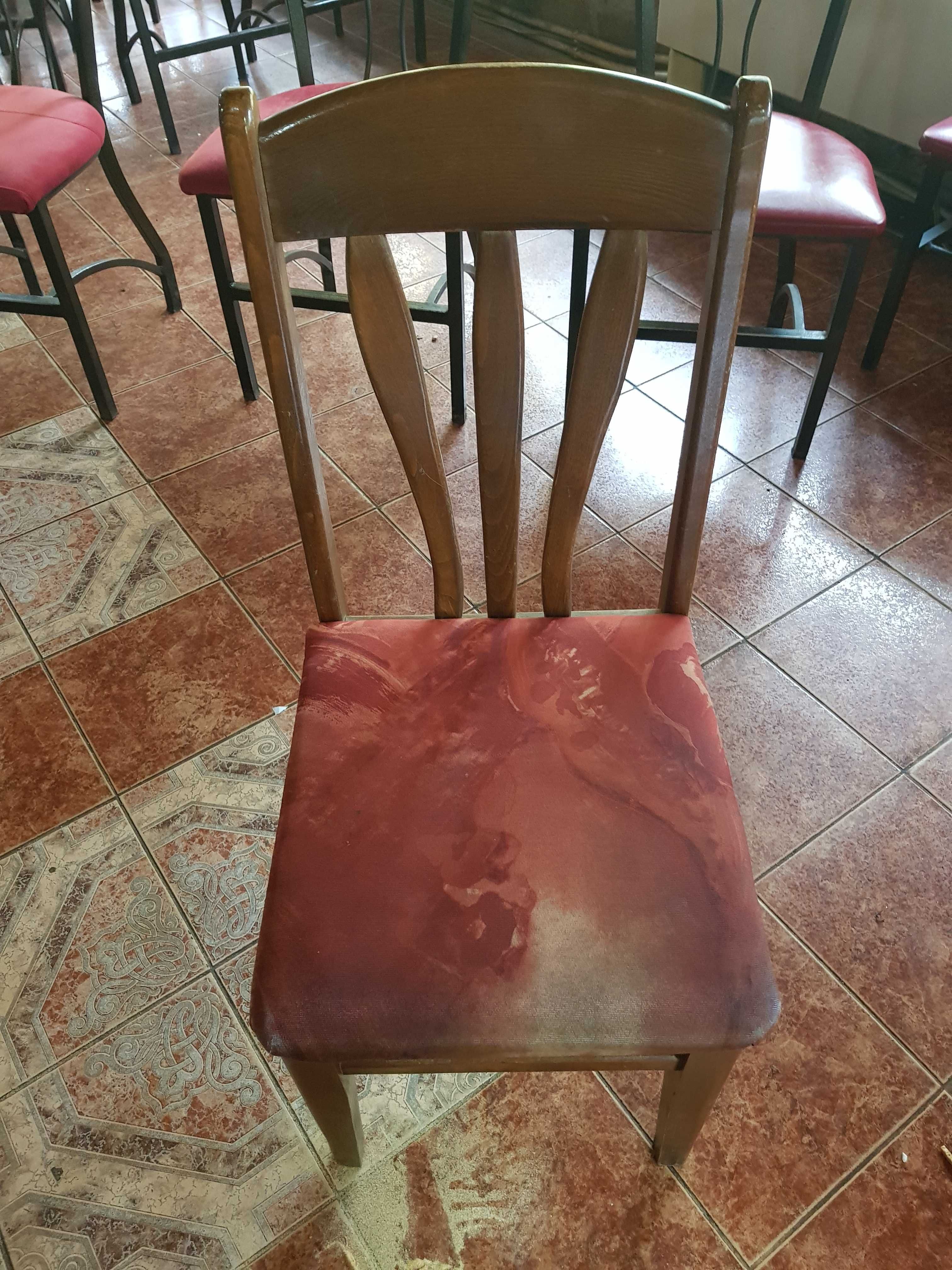 Трапезен стол от бук