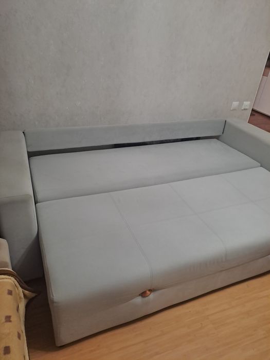 Продам диван в отличном состоянии