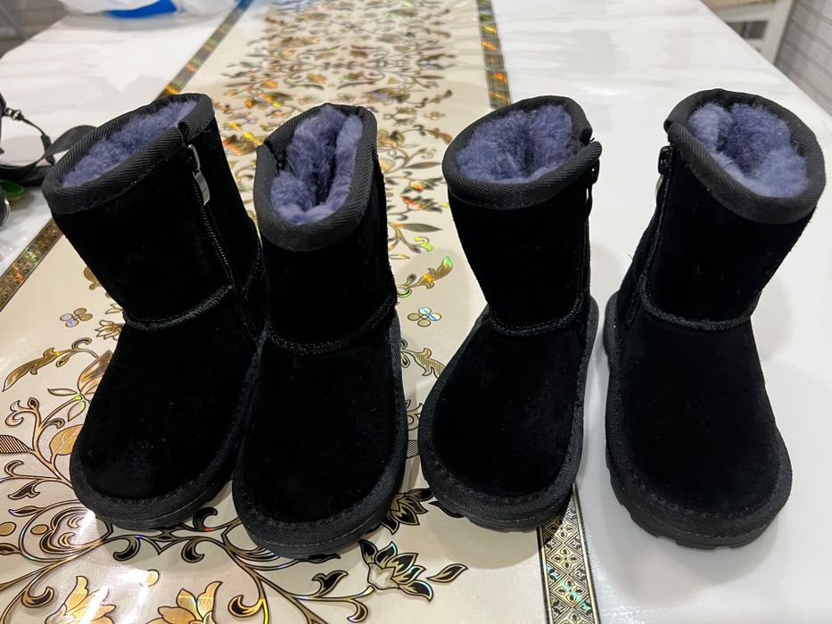 Продам Угги 22 и 23 размер