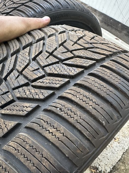 Зимни гуми 19 цола Hankook i*cept evo3