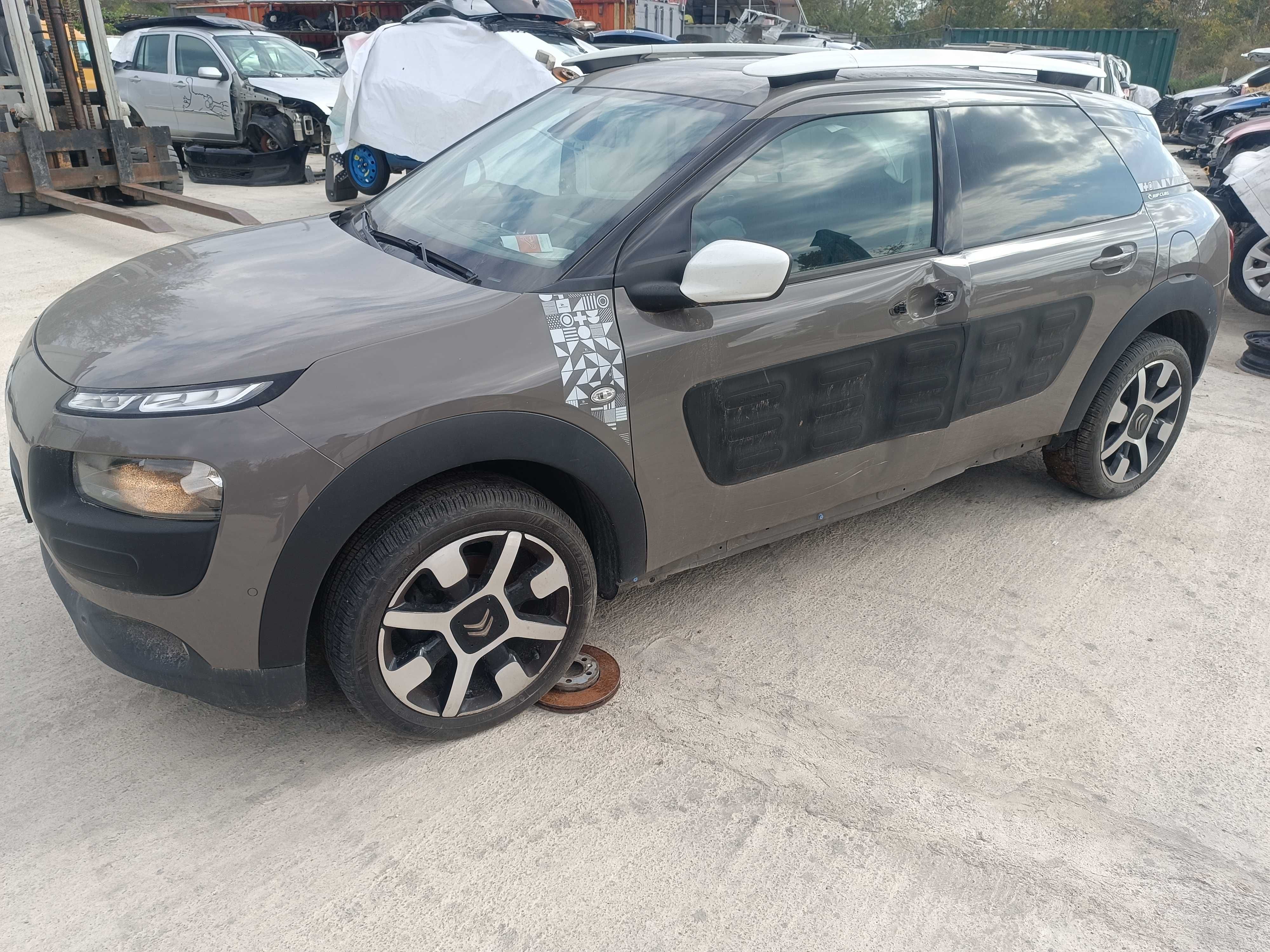 Ситроен Ц4 кактус / Citroen C4 Cactus 1,6 HDI -  на части