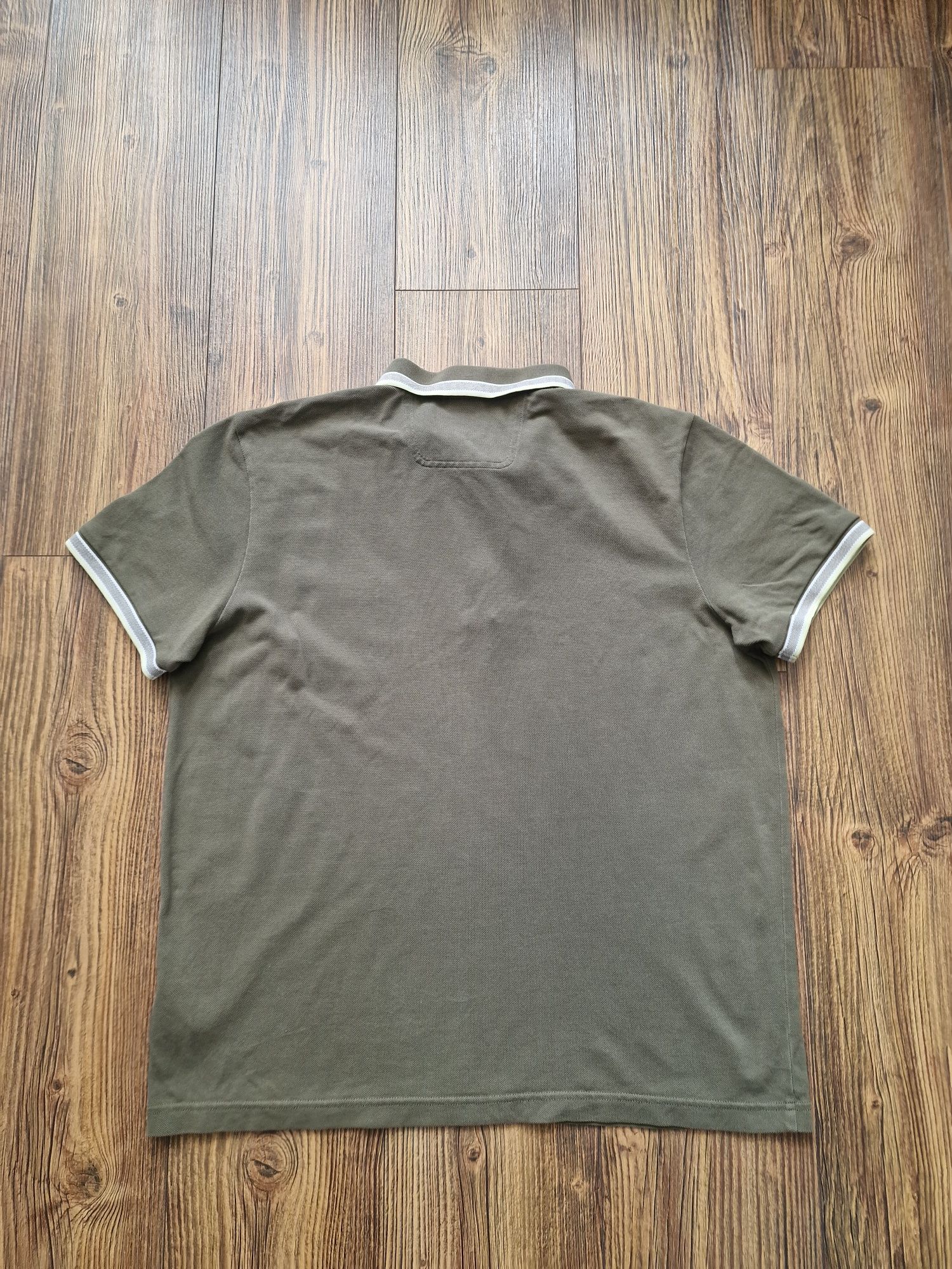 Страхотна мъжка тениска HUGO BOSS размер 2XL / XL