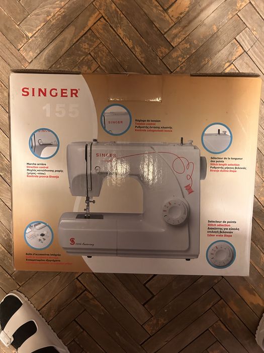 Masina de cusut Singer 155