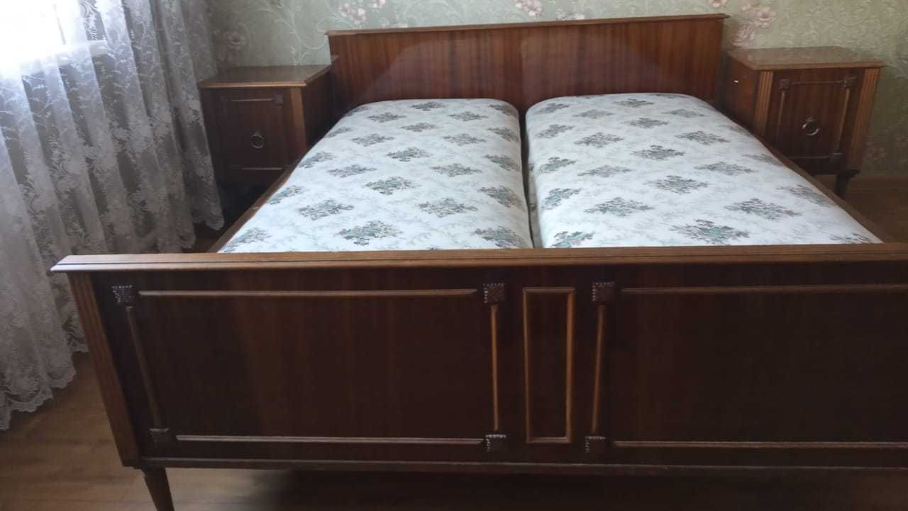 Продам спальный гарнитур производство Болгария 80- годов (раритет)