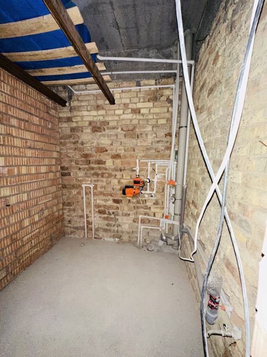 Срочно и дешево! Продается коробка квартира в Сатеппо 5 микрорайон