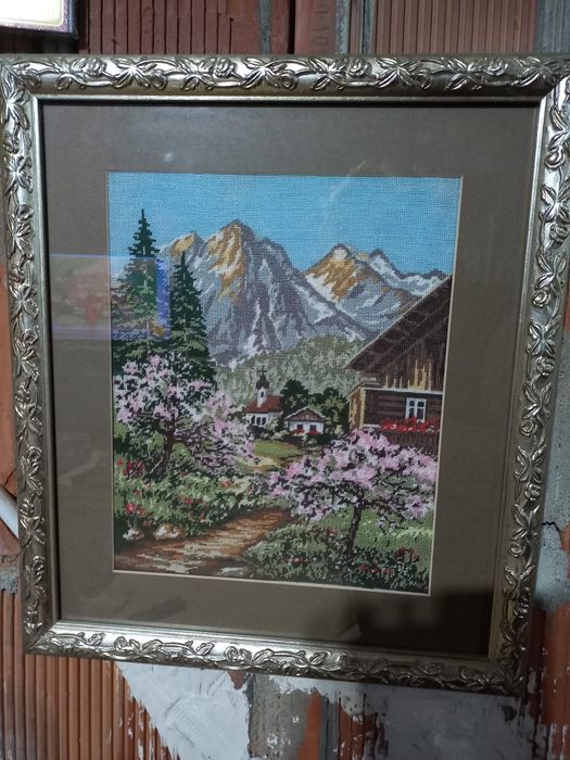 Vând tablouri goblen ,cusute manual!