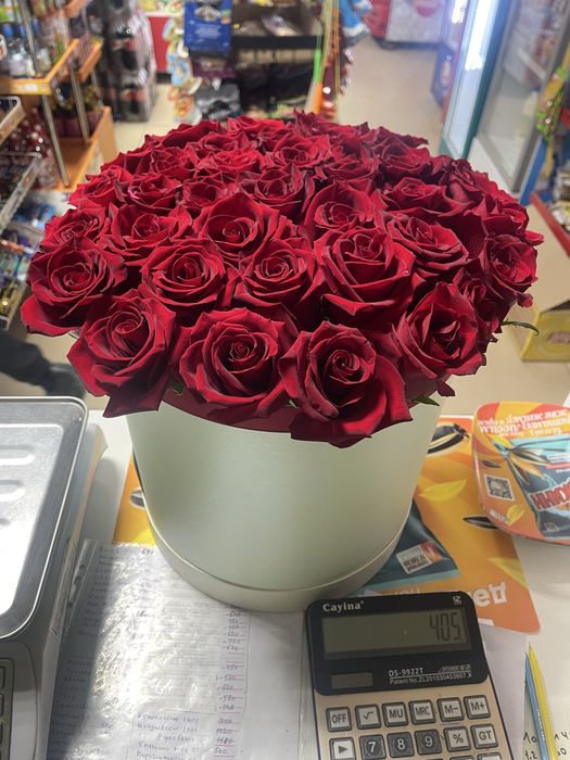 Продам цветы вчера был день рождения