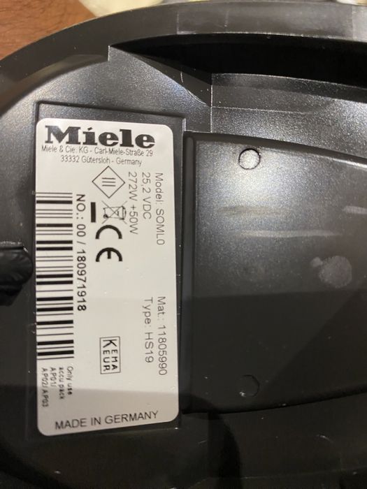 Aspirator vertical Miele Triflex HX2